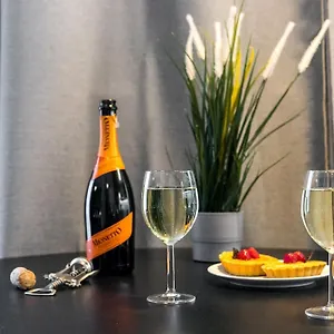 Rent Like - Srutowa 10 Apartment